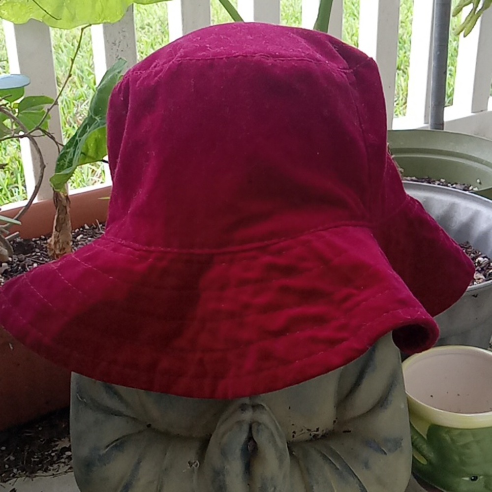 Bucket Hat